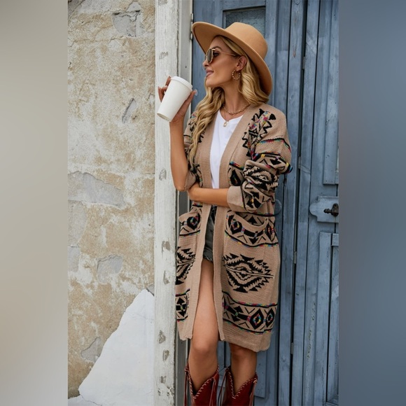 Printed Long Sleeve Cardigan with Pocket - Picture 5 of 6